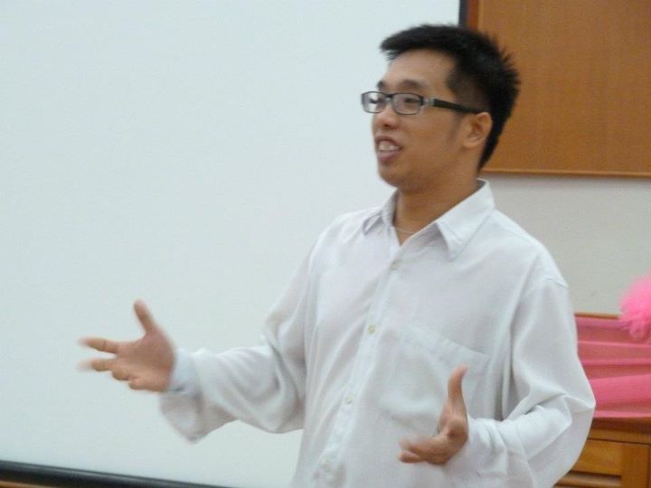 308574_2163112316749_1214830993_31988024_1469950354_n