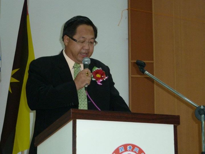 312998_2163105636582_1214830993_31987995_1112017279_n