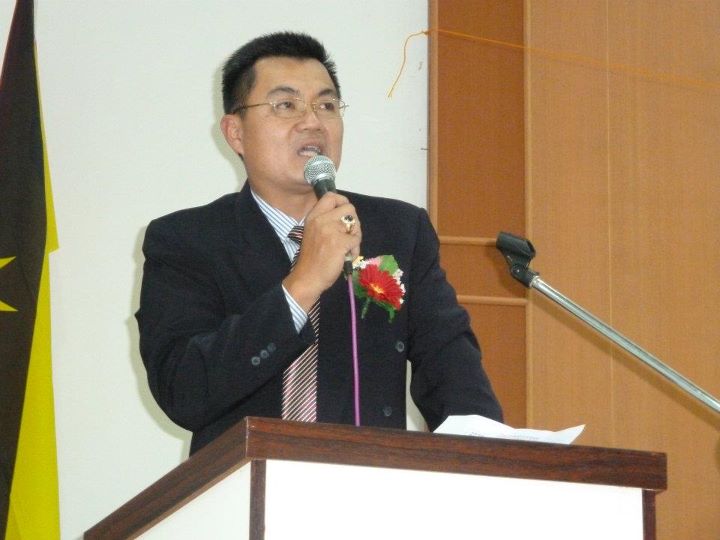 387435_2163106156595_1214830993_31987997_1384742741_n