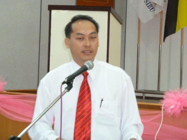 390448_2163107756635_1214830993_31988003_1942710970_n